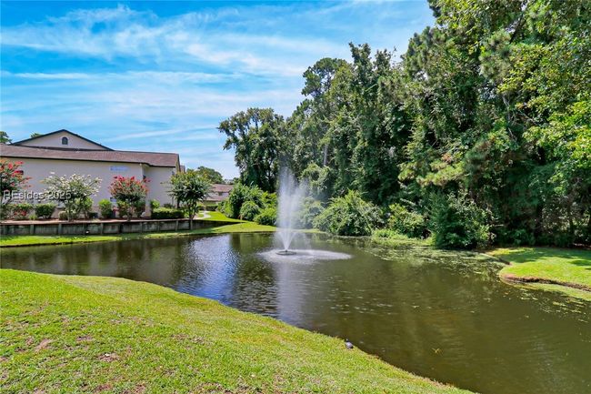 APT-1004 - 897 Fording Island Rd, Condo with 2 bedrooms, 2 bathrooms and null parking in Bluffton SC | Image 5