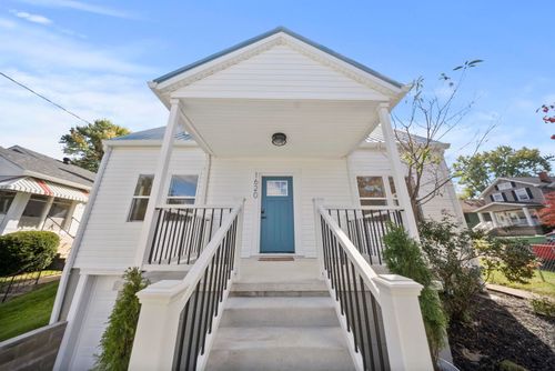 1620 Spring Park, Ashland, KY, 41101-4075 | Card Image