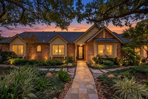 2911 Fontana Dr, Houston, TX, 77043-1305 | Card Image