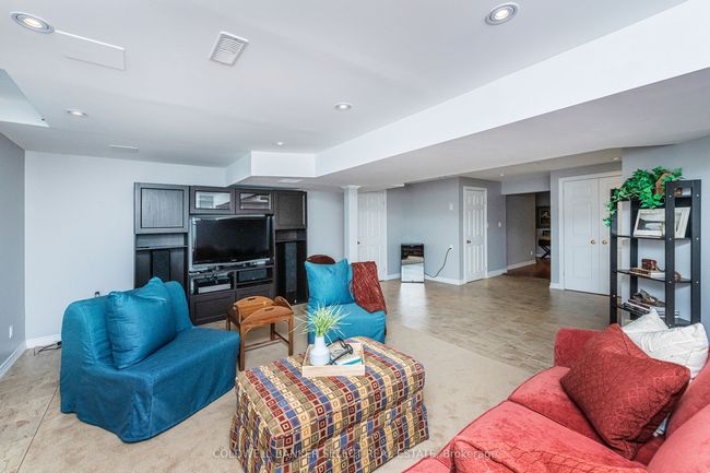 5 - 14 Zimmerman Dr, Condo with 3 bedrooms, 4 bathrooms and 2 parking in Caledon ON | Image 28