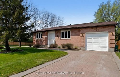821 Bridle Path Cres, Kingston, ON, K7P1P8 | Card Image