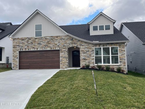3466 Spark Scenic Way, Knoxville, TN, 37931-2430 | Card Image