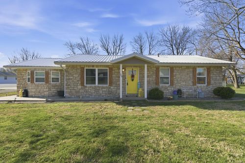 720 E Burford St, Marshfield, MO, 65706-1304 | Card Image