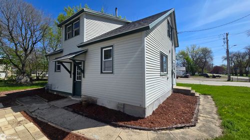 308 B Street, Leland, IA, 50453 | Card Image