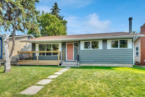 4819 Memorial Dr Se, Calgary, AB, T2A2P9 | Card Image