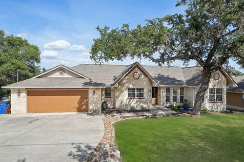 325 Lorne Rd, Canyon Lake, TX, 78133-6023 | Card Image