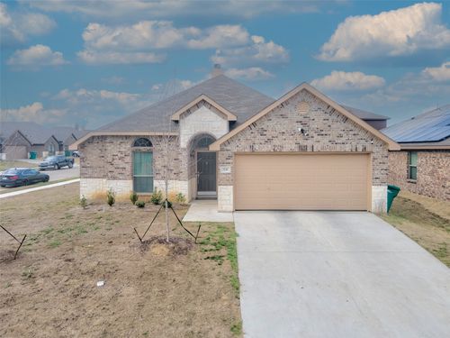 531 Sydney St, Wilmer, TX, 75172-1411 | Card Image
