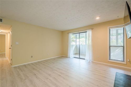 1102 Wynnes Ridge Cir Se, Marietta, GA, 30067-6042 | Card Image