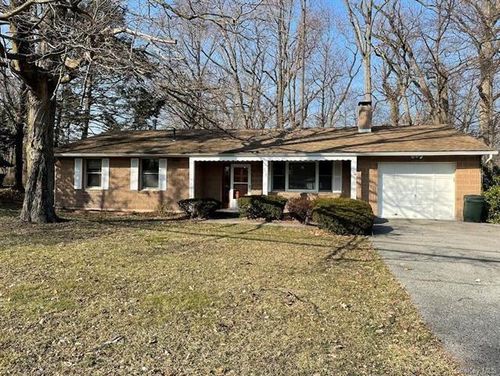 176 Caesars Ln, New Windsor, NY, 12553-7741 | Card Image