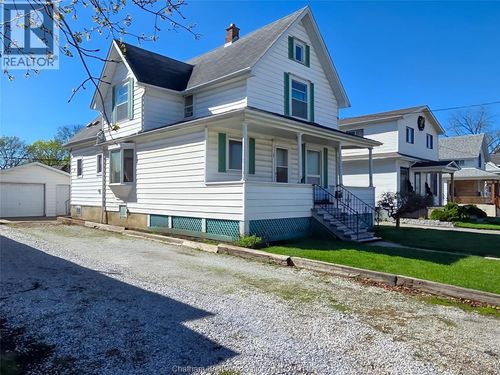 34 Park Avenue W, Chatham, ON, N7M1V9 | Card Image