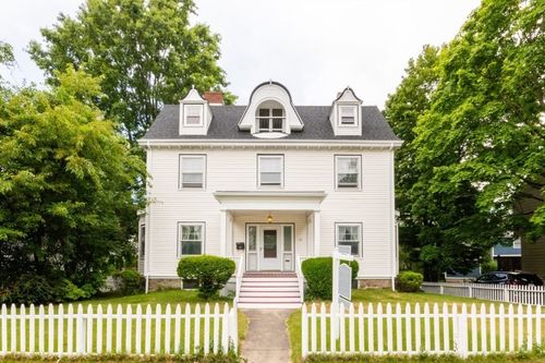 52 Wren St, Boston, MA, 02132-2627 | Card Image
