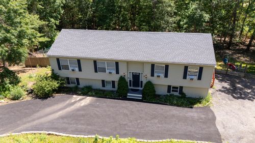 8 Racoon Ln, Forestdale, MA, 02644-1563 | Card Image