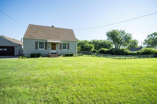 718 Hook Rd, Xenia, OH, 45385-7612 | Card Image