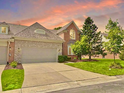 2381 Lexington Cir S, Canton, MI, 48188-5907 | Card Image