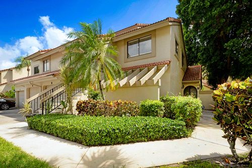 h-5590 Coach House Circle, Boca Raton, FL, 33486 | Card Image