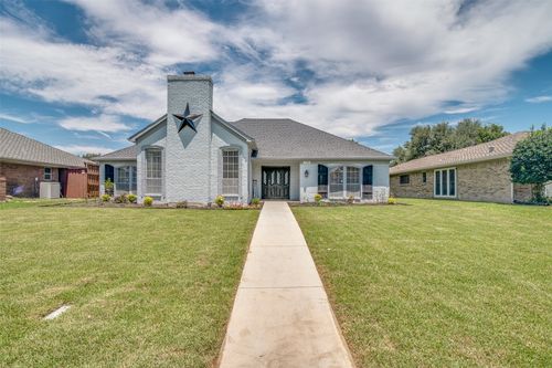 1201 Windsong Trl, Richardson, TX, 75081-4455 | Card Image