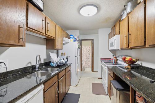 203-175 County Road B2 E, Little Canada, MN, 55117-1513 | Card Image