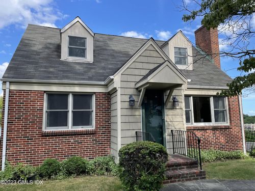 3 Havemeyer Ln, Old Greenwich, CT, 06870-1213 | Card Image