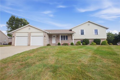 2110 Sycamore Street, Effingham, IL, 62401 | Card Image