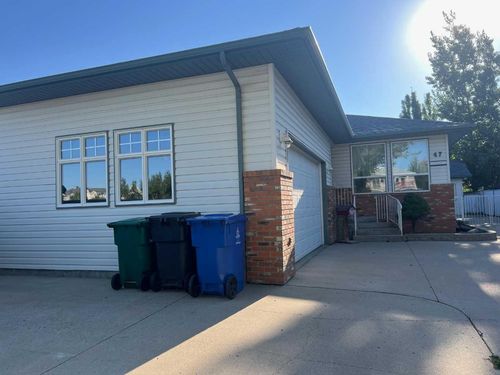 47 Squamish Boulevard W, Lethbridge, AB, T1K7J7 | Card Image