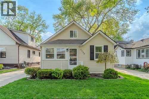 1135 Glidden Ave, Windsor, ON, N8S2P2 | Card Image
