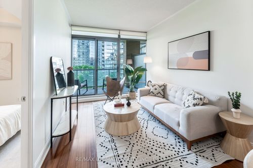 508-18 Yorkville Ave, Toronto, ON, M4W3Y8 | Card Image