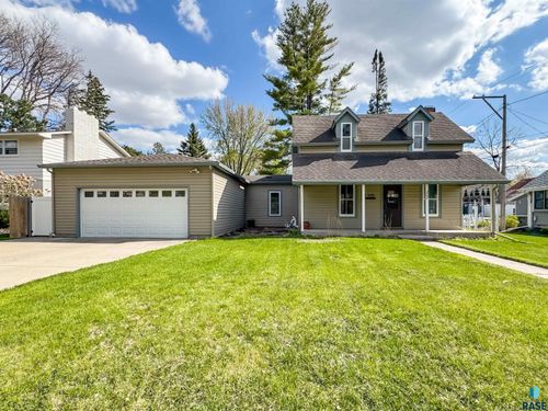 207 E 30th St Street, Sioux Falls, SD, 57105 | Card Image