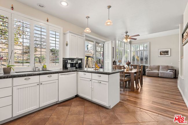 27870 Skycrest Cir, House other with 4 bedrooms, 3 bathrooms and 3 parking in Valencia CA | Image 4