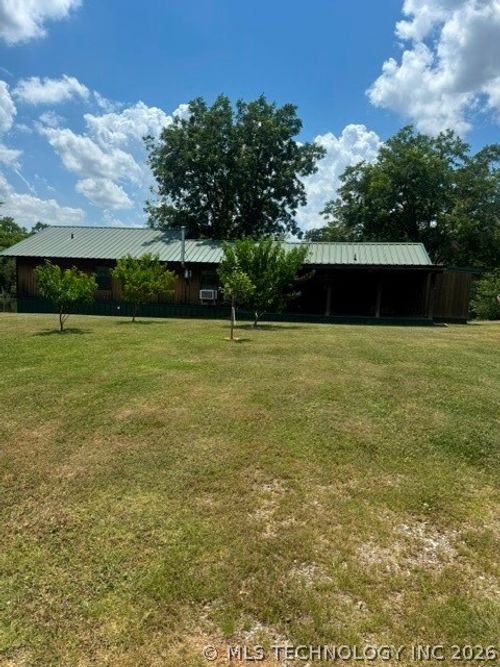 929 Hoover Rd, Durant, OK, 74701-7253 | Card Image