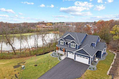 5534 Conifer Trl, Minnetonka, MN, 55345-5142 | Card Image
