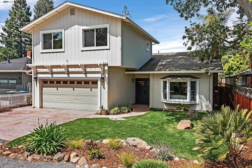627 17th Ave, Menlo Park, CA, 94025 | Card Image