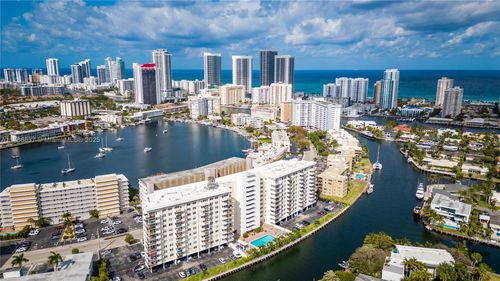 apt-1012-401 Golden Isles Dr, Hallandale Beach, FL, 33009-7524 | Card Image