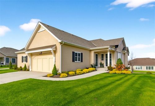 21920 W 82nd Ter, Lenexa, KS, 66220-2505 | Card Image