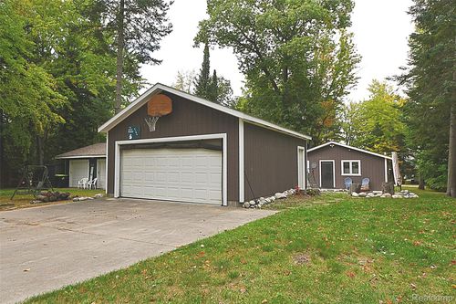 6104 Sunset Dr, Saint Helen, MI, 48656-9201 | Card Image