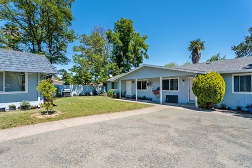 1155 S Dora St, Ukiah, CA, 95482-6351 | Card Image
