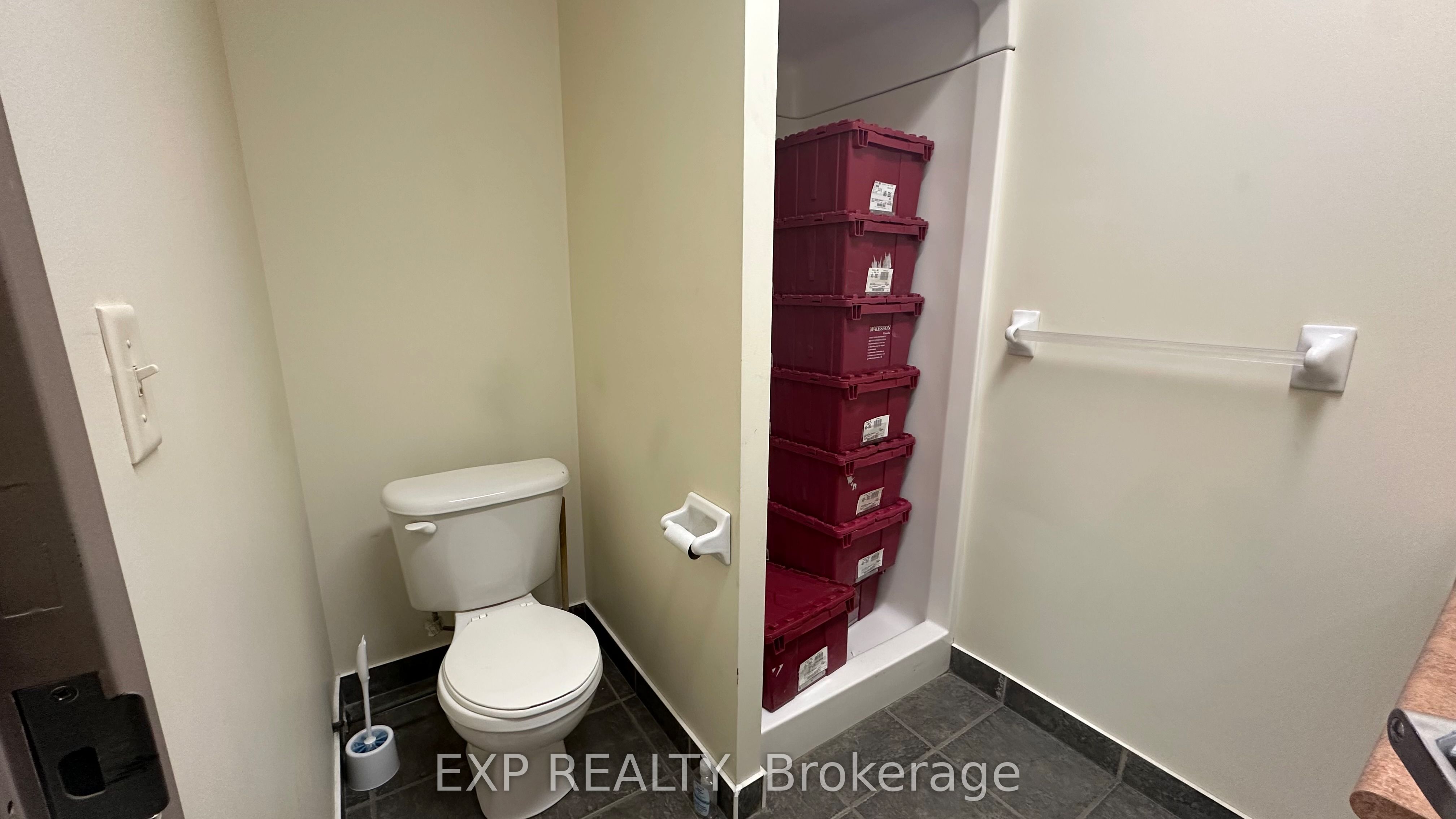 Commercial Lease in Guelph 5