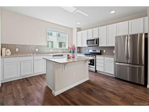 2-1330 Independence St, Lakewood, CO, 80215-4929 | Card Image