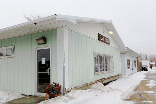 302 Main Street, Elgin, ND, 58533 | Card Image