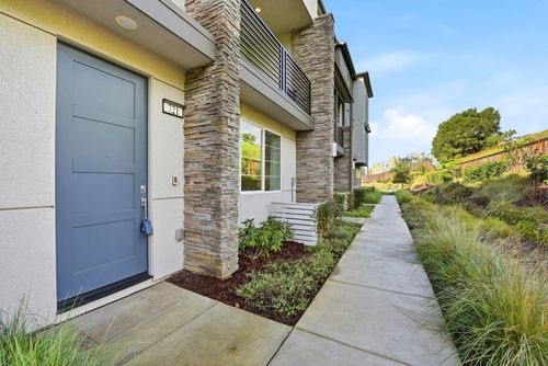 721 Delve Ct, Hayward, CA, 94544-5657 | Card Image