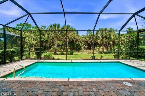 9395 Greyhawk Trl, NAPLES, FL, 34120-1961 | Card Image