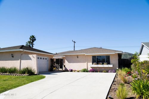 721 Lois Ave, Newbury Park, CA, 91320-2135 | Card Image