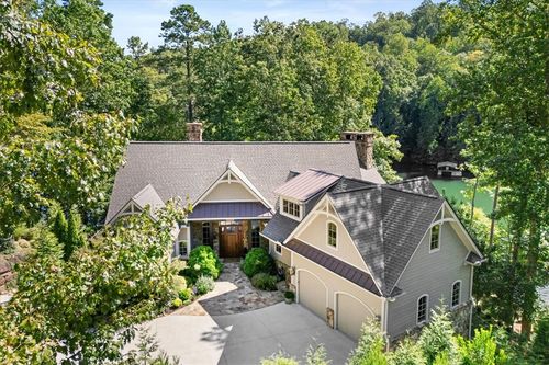 121 Running Bear Ln, Sunset, SC, 29685-1538 | Card Image