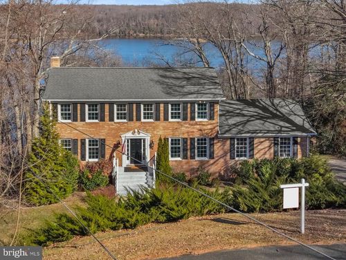 6 Skyview Ct, STAFFORD, VA, 22554-5231 | Card Image