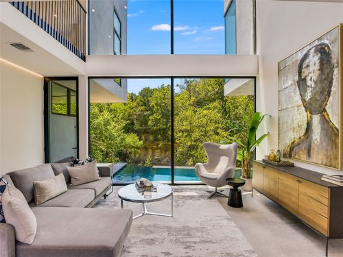 1115 W 31 St, Austin, TX, 78705 | Card Image