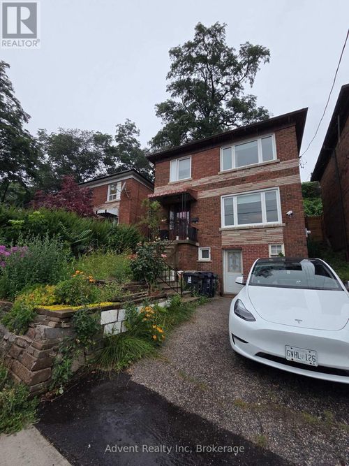 800 Davenport Road, Toronto (Wychwood), ON, M6G2B3 | Card Image
