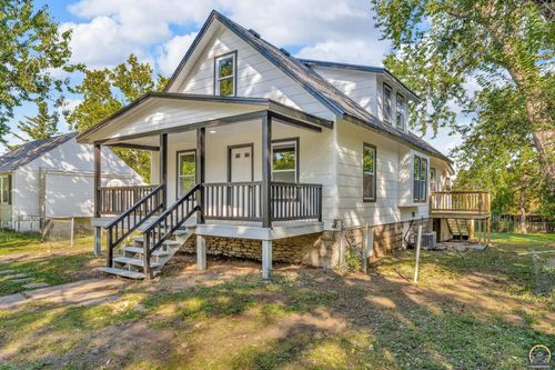 2820 Se Wisconsin Ave, Topeka, KS, 66605-1656 | Card Image