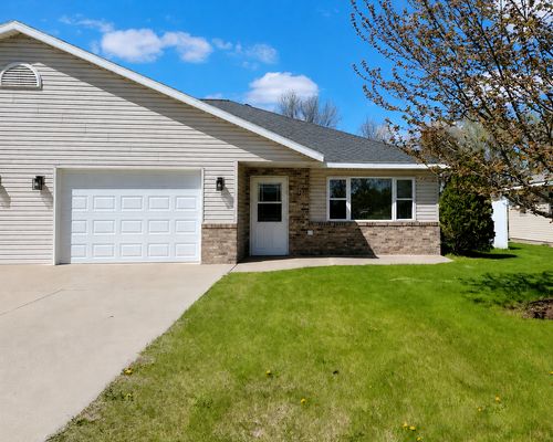 916 Mcdermott Ave, Kandiyohi, MN, 56251-9820 | Card Image