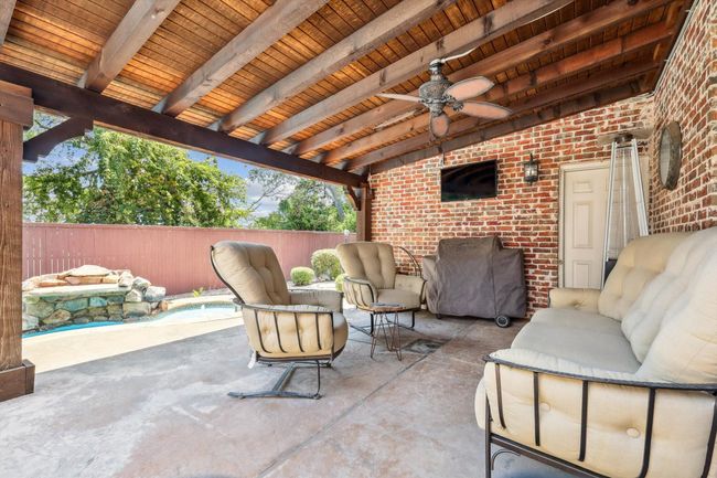 View of covered patio | Image 33