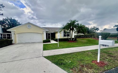 705 Se 25th Ln, HOMESTEAD, FL, 33033-5234 | Card Image