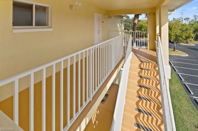 APT-331 - 8297 Key Royal Ln, Condo with 2 bedrooms, 2 bathrooms and null parking in NAPLES FL | Image 12